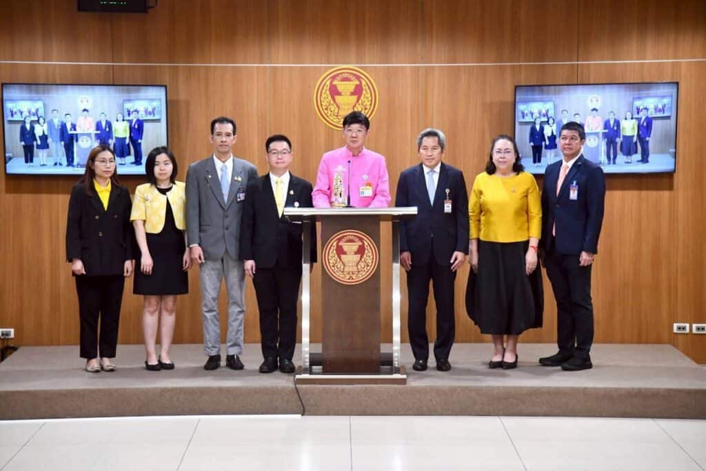 กมธ.สว.ห่วงศึกชายแดนฉุดเศรษฐกิจ! ชี้แรงงานกัมพูชาบ้านกระทบหนัก จี้รัฐเร่งเยียวยา พร้อมดันค่าแรงไทยพึ่งพาตนเอง กมธ.สว.ห่วงศึกชายแดนฉุดเศรษฐกิจ! ชี้แรงงานกัมพูชาบ้านกระทบหนัก จี้รัฐเร่งเยียวยา พร้อมดันค่าแรงไทยพึ่งพาตนเอง