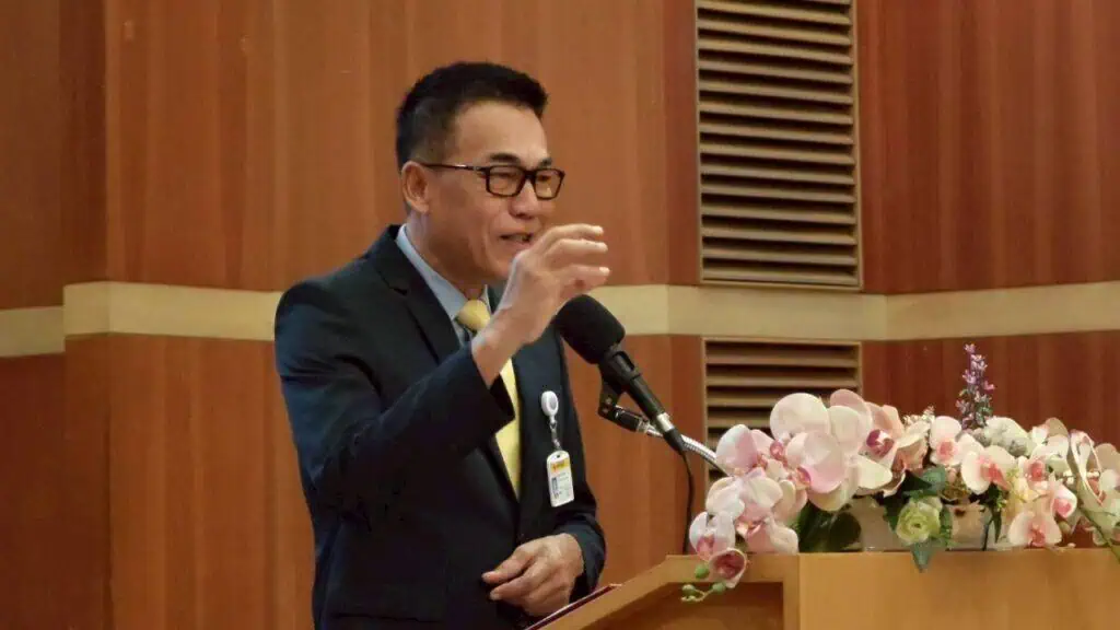 สว.'ชีวะภาพ' ชวนคนไทยสู้โลกร้อน นำร่อง 'ผ้าป่าคาร์บอนเครดิต' ก้าวแรกสู่ความหวังเพื่อโลกที่ยั่งยืน!