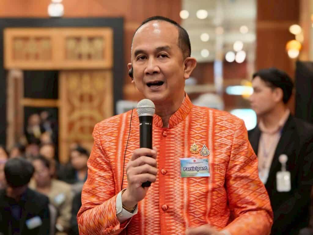 สว.'ชีวะภาพ' ชวนคนไทยสู้โลกร้อน นำร่อง 'ผ้าป่าคาร์บอนเครดิต' ก้าวแรกสู่ความหวังเพื่อโลกที่ยั่งยืน! สว.'ชีวะภาพ' ชวนคนไทยสู้โลกร้อน นำร่อง 'ผ้าป่าคาร์บอนเครดิต' ก้าวแรกสู่ความหวังเพื่อโลกที่ยั่งยืน!