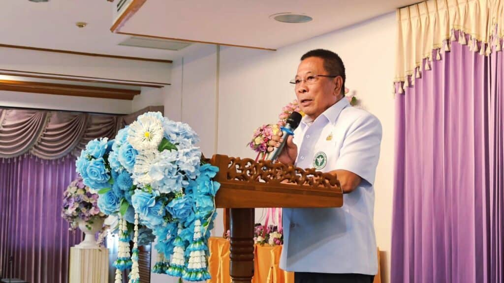 "อนุชา" ติดปีก "อสม." ใช้โมเดล 3 หมอ สยบยาเสพติดในชุมชน "อนุชา" ติดปีก "อสม." ใช้โมเดล 3 หมอ สยบยาเสพติดในชุมชน
