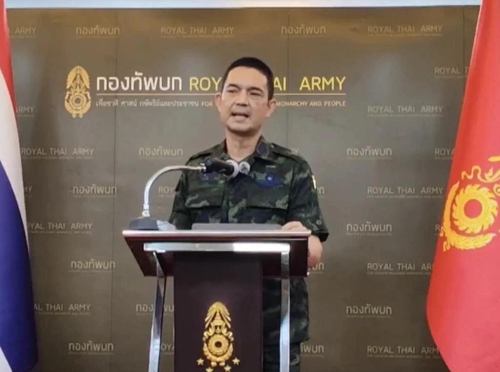 กองทัพบกเร่งติดตามคนร้ายใช้อาวุธก่อเหตุห้างกลางเมืองสุไหงโกลกคาดมีการวางแผนล่วงหน้า