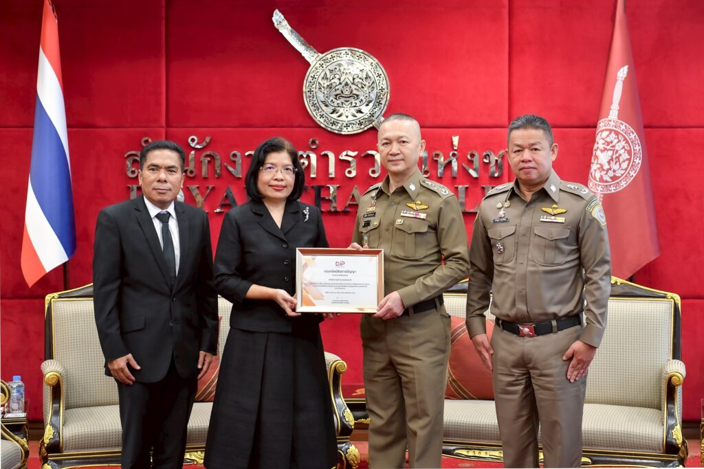 กรมทรัพย์สินทางปัญญา จับมือ สตช. เดินหน้าปราบปรามสินค้าละเมิดทรัพย์สินทางปัญญา  ชงมาตรการเข้ม ตัดวงจร-หลุดโผ Watch List สหรัฐ