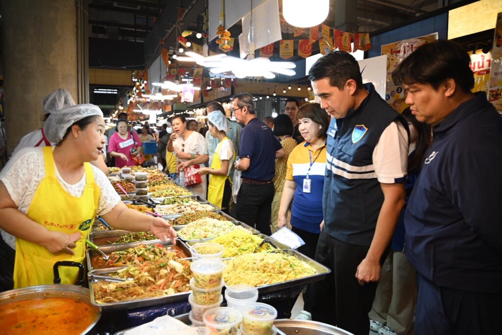 DIT เดินหน้าลดค่าครองชีพช่วงกินเจ ‘อิ่มบุญ แบบสบายกระเป๋า’ พร้อมขานรับคนละครึ่งพลัส กระตุ้นเศรษฐกิจฐานราก