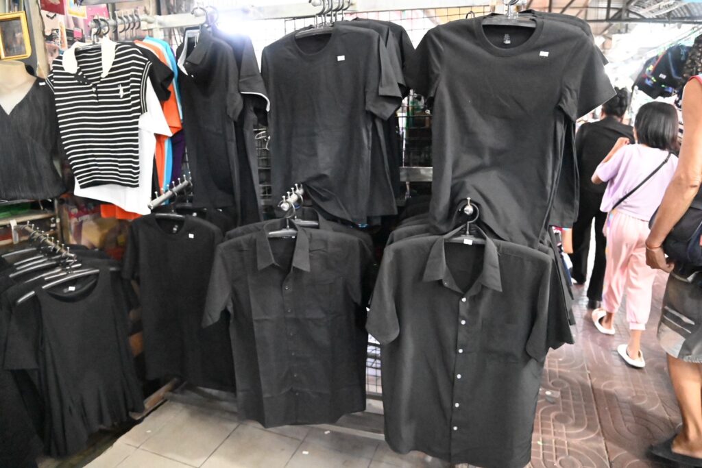 กรมการค้าภายใน รับลูกนายกฯ ลงพื้นที่คุมเข้มราคาชุดดำ–ป้องกันการฉวยโอกาสเอาเปรียบประชาชน พร้อมเดินหน้ามาตรการลดค่าครองชีพ รองรับโครงการ “คนละครึ่ง” เริ่มพรุ่งนี้