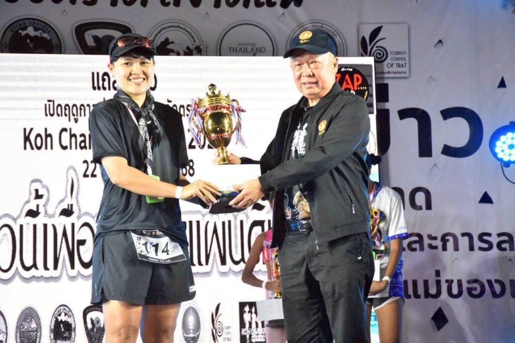 กมธ.ท่องเที่ยว-กีฬา สว. ร่วม เปิดฤดูกาลท่องเที่ยว ดึงนักวิ่งลุย Koh Chang Bikini Run 2025 "ก้าวนี้เพื่อแม่ของแผ่นดิน"