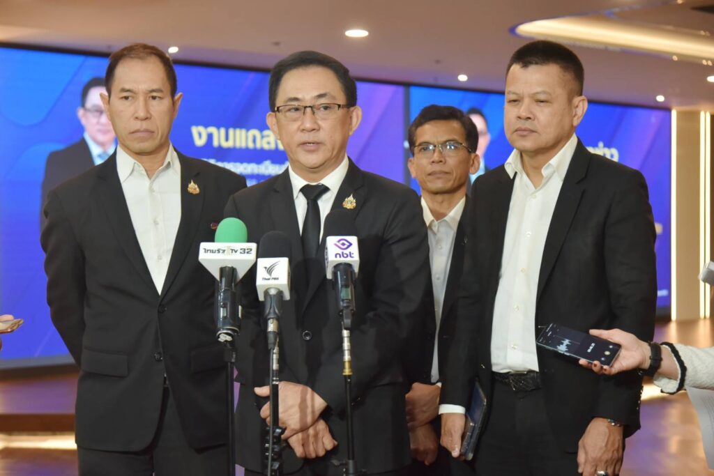 กรมพัฒนาธุรกิจการค้า  คุมเข้ม ตรวจสอบป้องกัน นอมินี บัญชีม้า ออก5 มาตรการ  ขยายการตรวจบุคคลกลุ่มเสี่ยง  ผู้ถือบัตรสวัสดิการแห่งรัฐ 13.4 ล้านคน 