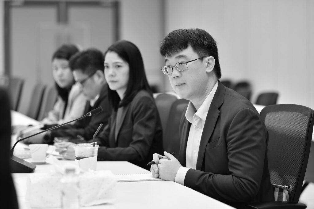 กรมทรัพย์สินทางปัญญา ผนึกกำลัง Google ประเทศไทย หนุนครีเอเตอร์ไทย ใช้ “AI” สร้างสรรค์ กรมทรัพย์สินทางปัญญา ผนึกกำลัง Google ประเทศไทย หนุนครีเอเตอร์ไทย ใช้ “AI” สร้างสรรค์