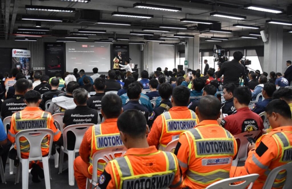 โปรเมดิกส์–คอร์พัลส์ มอบเครื่องปั๊มหัวใจอัตโนมัติ สนับสนุนศูนย์เอราวัณ โปรเมดิกส์–คอร์พัลส์ มอบเครื่องปั๊มหัวใจอัตโนมัติ สนับสนุนศูนย์เอราวัณ