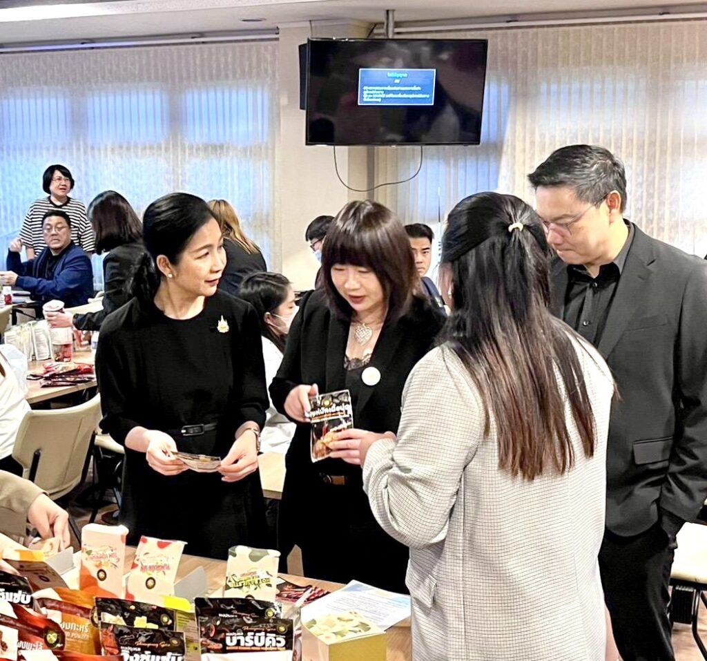 กรมส่งเสริมการค้าระหว่างประเทศ รุกตลาดจีน รับปี 69 ดึง KOL ไลฟ์สดขายของไทย กรมส่งเสริมการค้าระหว่างประเทศ รุกตลาดจีน รับปี 69 ดึง KOL ไลฟ์สดขายของไทย