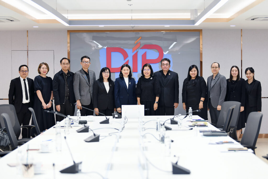 กรมทรัพย์สินทางปัญญา จับมือ CP All ดัน “นวัตกรรม-สินค้า GI” สู่ตลาด กรมทรัพย์สินทางปัญญา จับมือ CP All ดัน “นวัตกรรม-สินค้า GI” สู่ตลาด