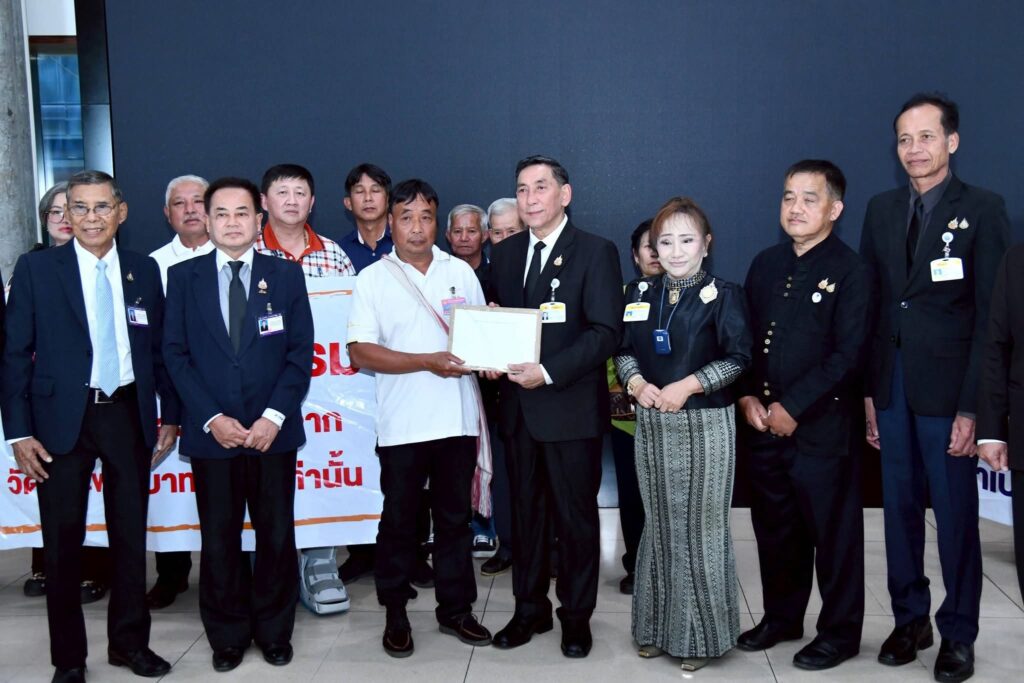 ชาวบ้านพระพุทธบาทสี่รอย ร้องอนุ กมธ.ด้านศาสนาฯ คัดค้านแต่งตั้งเจ้าอาวาส ชาวบ้านพระพุทธบาทสี่รอย ร้องอนุ กมธ.ด้านศาสนาฯ คัดค้านแต่งตั้งเจ้าอาวาส