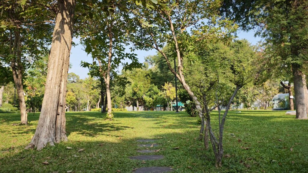 'สว.จีระศักดิ์' นำทีมส่องไม้ของกลางกรมศุลฯ ผงะ 'พะยูง-ประดู่' เกือบ 2 แสนท่อน จ่อสังคายนาระเบียบดึงใช้ประโยชน์ชาติ! 'สว.จีระศักดิ์' นำทีมส่องไม้ของกลางกรมศุลฯ ผงะ 'พะยูง-ประดู่' เกือบ 2 แสนท่อน จ่อสังคายนาระเบียบดึงใช้ประโยชน์ชาติ!