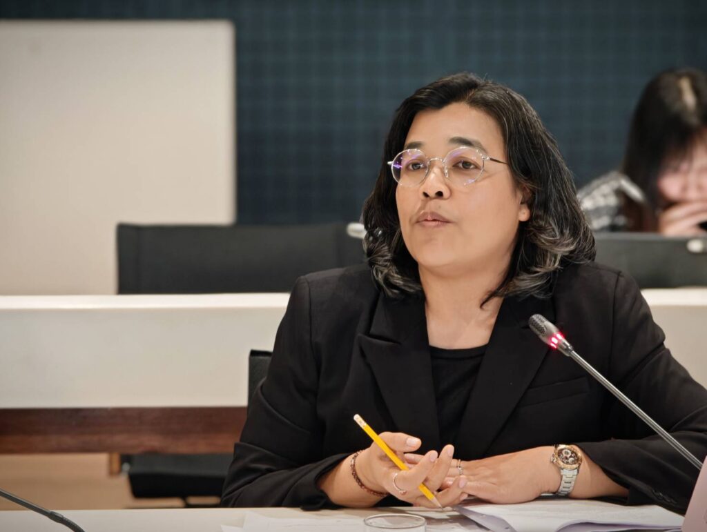 "สว.จำลอง" อายต่างชาติ ขยะอ่อนนุชเหม็นหึ่ง บี้ผู้ว่าฯกทม. ยกเป็นวาระเร่งด่วน "สว.จำลอง" อายต่างชาติ ขยะอ่อนนุชเหม็นหึ่ง บี้ผู้ว่าฯกทม. ยกเป็นวาระเร่งด่วน