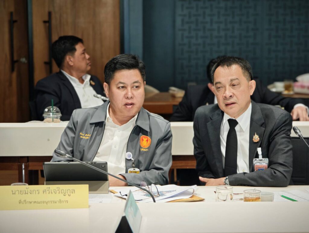 "สว.จำลอง" อายต่างชาติ ขยะอ่อนนุชเหม็นหึ่ง บี้ผู้ว่าฯกทม. ยกเป็นวาระเร่งด่วน "สว.จำลอง" อายต่างชาติ ขยะอ่อนนุชเหม็นหึ่ง บี้ผู้ว่าฯกทม. ยกเป็นวาระเร่งด่วน