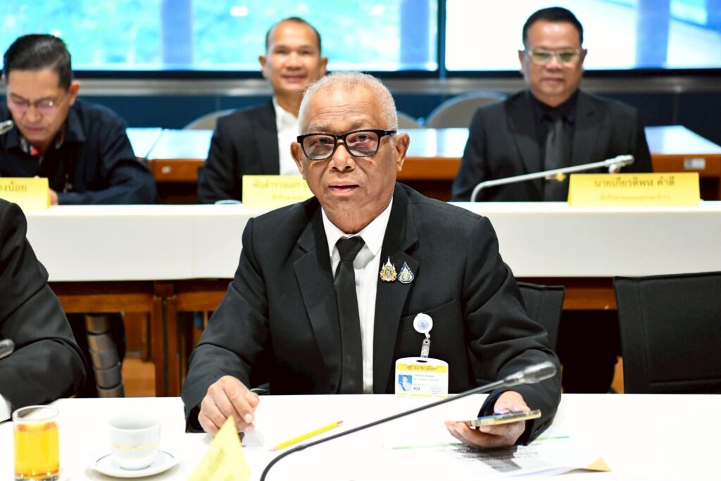 "สว.จำลอง" อายต่างชาติ ขยะอ่อนนุชเหม็นหึ่ง บี้ผู้ว่าฯกทม. ยกเป็นวาระเร่งด่วน "สว.จำลอง" อายต่างชาติ ขยะอ่อนนุชเหม็นหึ่ง บี้ผู้ว่าฯกทม. ยกเป็นวาระเร่งด่วน