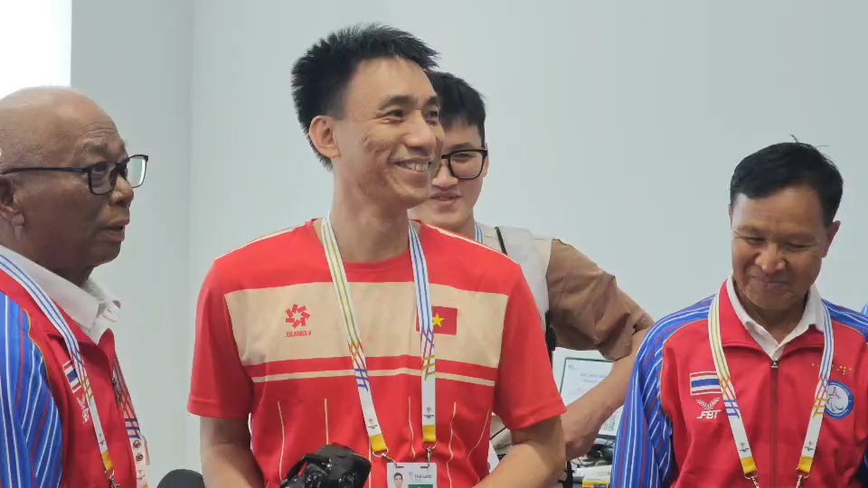 'สว.จำลอง' ลุยโคราชเยี่ยมอาเซียนพาราเกมส์ 'ดร.ณัฏฐ์' แนะกกท. เซ็น MOU เอกชนรับนักกีฬาพิการเข้าทำงาน 'สว.จำลอง' ลุยโคราชเยี่ยมอาเซียนพาราเกมส์ 'ดร.ณัฏฐ์' แนะกกท. เซ็น MOU เอกชนรับนักกีฬาพิการเข้าทำงาน