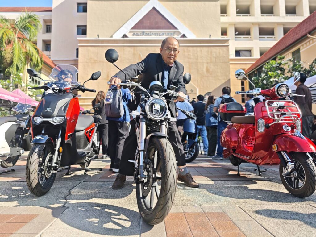 สวนสุนันทาจับมือ'โทระ เอ็นเนอร์จี้' เปิดสวัสดิการจยย.ไฟฟ้า ลดภาระบุคลากรและนักศึกษา สวนสุนันทาจับมือ'โทระ เอ็นเนอร์จี้' เปิดสวัสดิการจยย.ไฟฟ้า ลดภาระบุคลากรและนักศึกษา