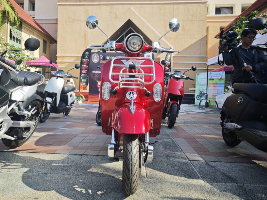 สวนสุนันทาจับมือ'โทระ เอ็นเนอร์จี้' เปิดสวัสดิการจยย.ไฟฟ้า ลดภาระบุคลากรและนักศึกษา สวนสุนันทาจับมือ'โทระ เอ็นเนอร์จี้' เปิดสวัสดิการจยย.ไฟฟ้า ลดภาระบุคลากรและนักศึกษา