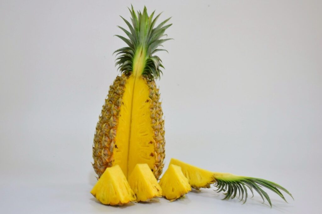 พาณิชย์ ขึ้นทะเบียน “สับปะรดสวี” เป็นสินค้า GI ชุมพร ลำดับที่ 7การันตีรสชาติหวานกรอบ เป็นของฝากยอดฮิตขาล่องใต้สร้างรายได้กว่า 27 ล้านบาทต่อปี พาณิชย์ ขึ้นทะเบียน “สับปะรดสวี” เป็นสินค้า GI ชุมพร ลำดับที่ 7การันตีรสชาติหวานกรอบ เป็นของฝากยอดฮิตขาล่องใต้สร้างรายได้กว่า 27 ล้านบาทต่อปี