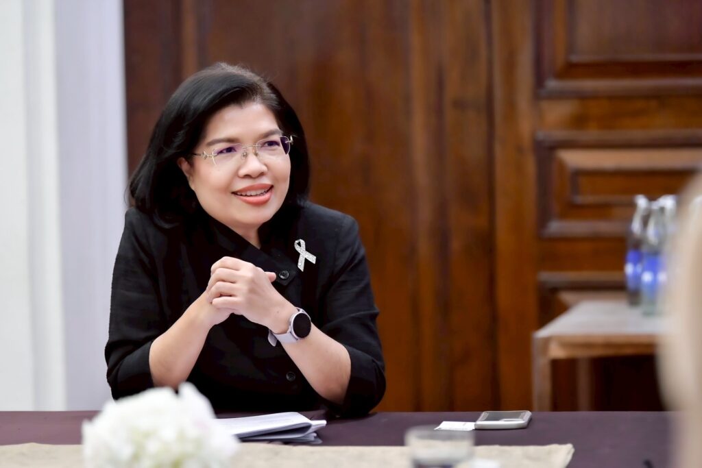 พาณิชย์ ประกาศขึ้นทะเบียน “ชมพู่คลองหาด” เป็นสินค้า GI น้องใหม่ ชมพู่เกรดพรีเมียม หวาน กรอบ ของดีจังหวัดสระแก้ว พาณิชย์ ประกาศขึ้นทะเบียน “ชมพู่คลองหาด” เป็นสินค้า GI น้องใหม่ ชมพู่เกรดพรีเมียม หวาน กรอบ ของดีจังหวัดสระแก้ว