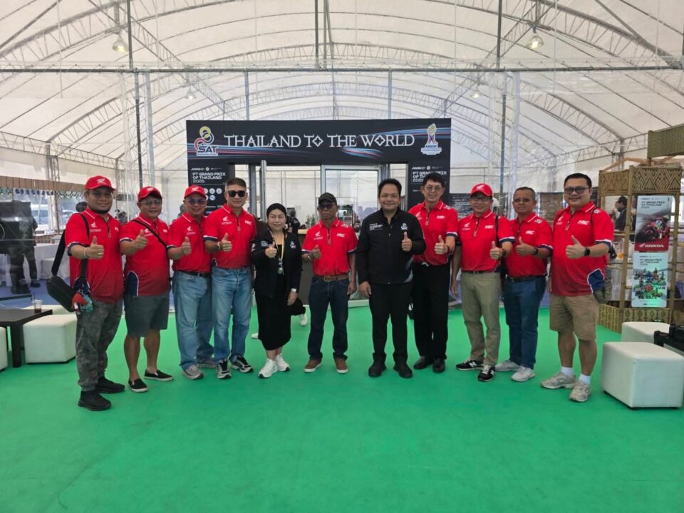 สว.จำลอง ชื่นชม กกท. ร่วมหนุนโมโตจีพี บุรีรัมย์ สู่ซอฟต์พาวเวอร์กีฬาไทย สว.จำลอง ชื่นชม กกท. ร่วมหนุนโมโตจีพี บุรีรัมย์ สู่ซอฟต์พาวเวอร์กีฬาไทย