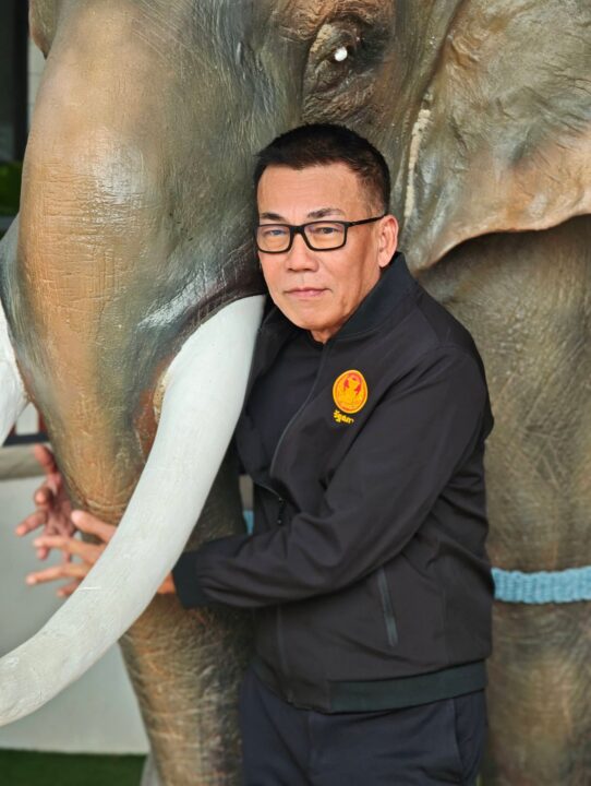 "สว.ชีวะภาพ" แอ่วลำปาง! ชูคชบาลโมเดล 97 ไร่ ผุด "บัฟเฟอร์โซน" แหล่งอาหารช้างป่าบนที่ดินของรัฐ "สว.ชีวะภาพ" แอ่วลำปาง! ชูคชบาลโมเดล 97 ไร่ ผุด "บัฟเฟอร์โซน" แหล่งอาหารช้างป่าบนที่ดินของรัฐ