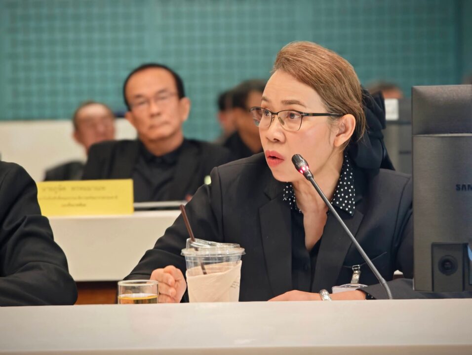 'สว.ชีวะภาพ' หวังพึ่งศาลปกครองเบรกนายทุนฮุบป่าระนอง 2 พันไร่ ฉะแก๊งตัดไม้เหิมทำ 'ป่าแหว่ง' สูญกว่าพันล้าน! 'สว.ชีวะภาพ' หวังพึ่งศาลปกครองเบรกนายทุนฮุบป่าระนอง 2 พันไร่ ฉะแก๊งตัดไม้เหิมทำ 'ป่าแหว่ง' สูญกว่าพันล้าน!