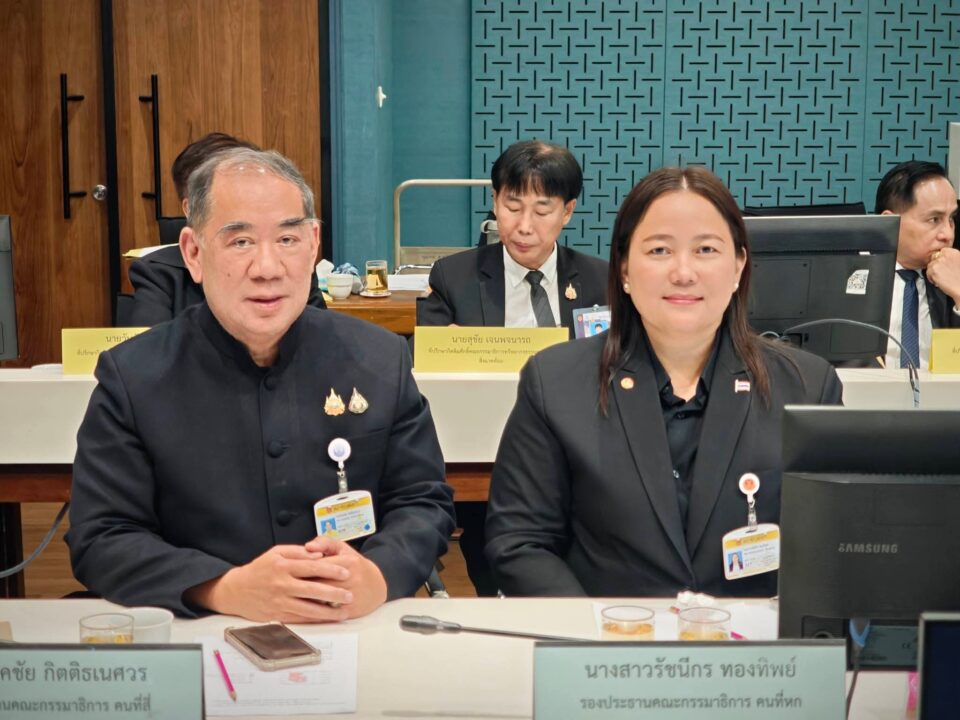 'สว.ชีวะภาพ' หวังพึ่งศาลปกครองเบรกนายทุนฮุบป่าระนอง 2 พันไร่ ฉะแก๊งตัดไม้เหิมทำ 'ป่าแหว่ง' สูญกว่าพันล้าน! 'สว.ชีวะภาพ' หวังพึ่งศาลปกครองเบรกนายทุนฮุบป่าระนอง 2 พันไร่ ฉะแก๊งตัดไม้เหิมทำ 'ป่าแหว่ง' สูญกว่าพันล้าน!