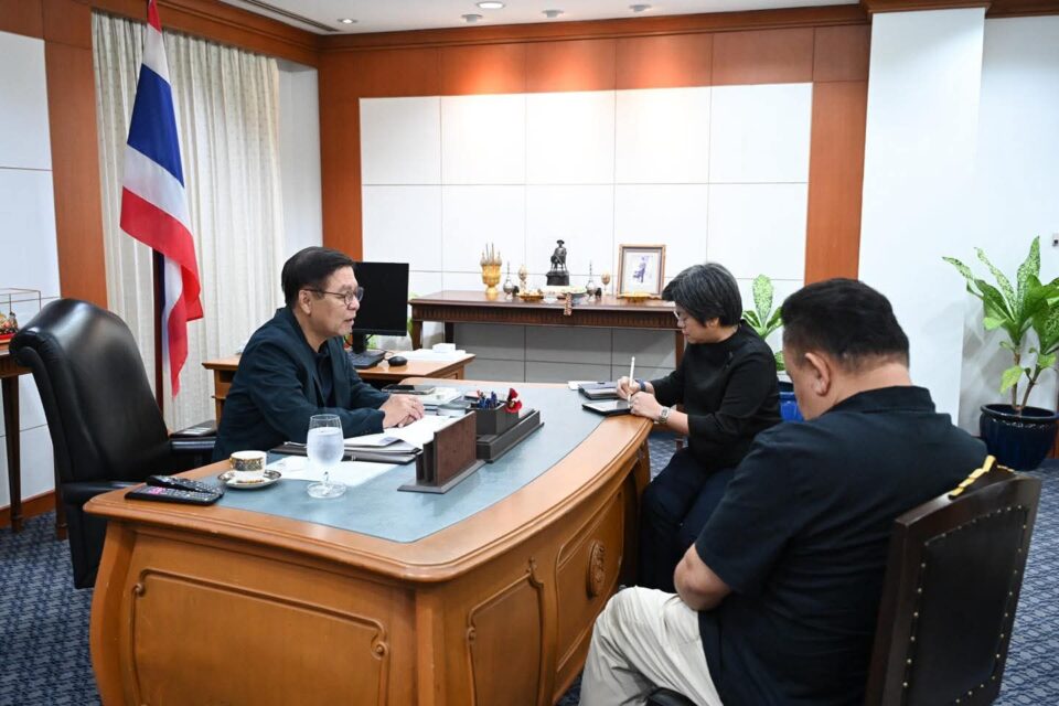 “สีหศักดิ์”สายตรงรมว.ต่างประเทศอิหร่านช่วย 3 ลูกเรือไทย ติดค้างบนเรือ “มยุรีนารี” และให้เรือพาณิชย์ไทยเดินเรือผ่านช่องแคบฮอร์มุซ “สีหศักดิ์”สายตรงรมว.ต่างประเทศอิหร่านช่วย 3 ลูกเรือไทย ติดค้างบนเรือ “มยุรีนารี” และให้เรือพาณิชย์ไทยเดินเรือผ่านช่องแคบฮอร์มุซ