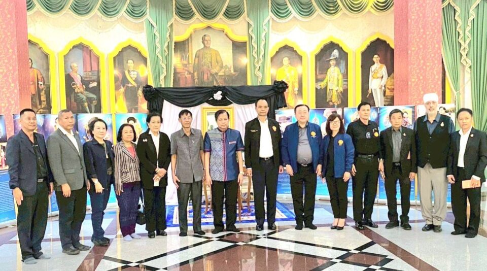 "สว.บุญจันทร์" หนุน “หอเฉลิมพระเกียรติฯ นครพนม” ดันสู่อุทยานเชิงประวัติศาสตร์ "สว.บุญจันทร์" หนุน “หอเฉลิมพระเกียรติฯ นครพนม” ดันสู่อุทยานเชิงประวัติศาสตร์