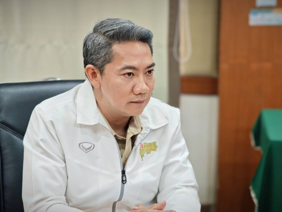 ผวาแฟร์กระหึ่ม 17 วัน! ชาวบ้านโวยทำป่วยติดเตียงไม่ได้นอน "ผอ.คลองสามวา" งัด กม.คุมเข้ม ผวาแฟร์กระหึ่ม 17 วัน! ชาวบ้านโวยทำป่วยติดเตียงไม่ได้นอน "ผอ.คลองสามวา" งัด กม.คุมเข้ม