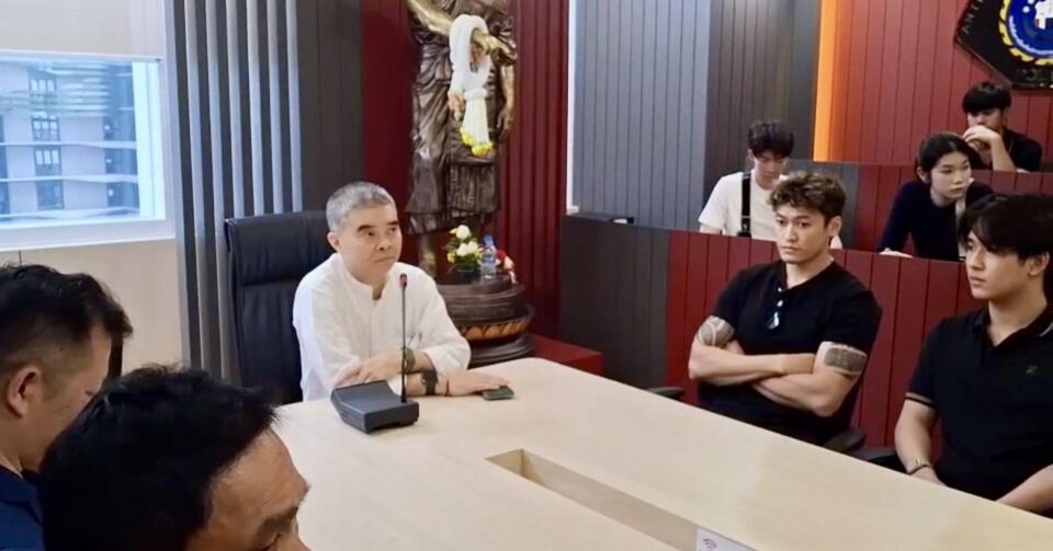 ป.ป.ท. ผนึก ปปป. พาแข้งฮอกกี้น้ำแข็งทีมชาติไทย ร้องกองปราบฯ ปมอมเบี้ยเลี้ยง-ค่าที่พัก ป.ป.ท. ผนึก ปปป. พาแข้งฮอกกี้น้ำแข็งทีมชาติไทย ร้องกองปราบฯ ปมอมเบี้ยเลี้ยง-ค่าที่พัก