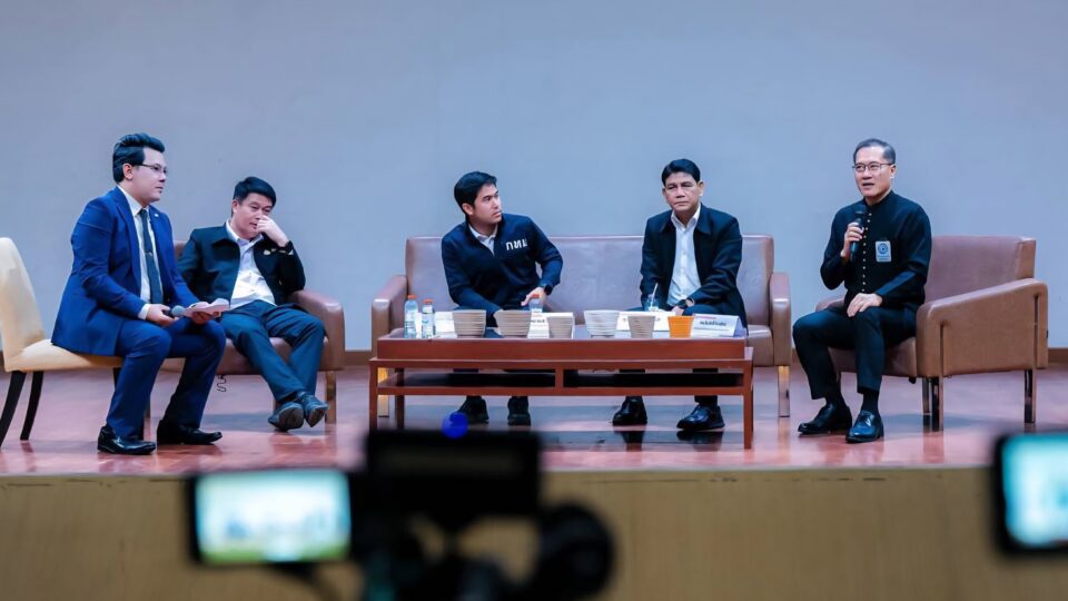 "วีระศักดิ์" แนะจัดจราจรการเผา ฝ่าทางตันฝุ่น Pm 2.5 นครนายก จี้รัฐอุ้ม พ.ร.บ.อากาศสะอาด กลับเข้าสภาฯ ก่อนเดดไลน์ 12 พ.ค. "วีระศักดิ์" แนะจัดจราจรการเผา ฝ่าทางตันฝุ่น Pm 2.5 นครนายก จี้รัฐอุ้ม พ.ร.บ.อากาศสะอาด กลับเข้าสภาฯ ก่อนเดดไลน์ 12 พ.ค.