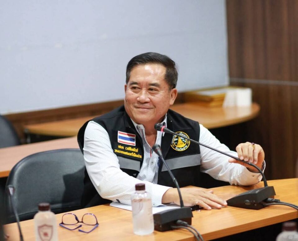 “มังกร ” นำประชุมแก้ปัญหาจราจร เร่งลดอุบัติเหตุ–ปรับภูมิทัศน์จุดเสี่ยง “มังกร ” นำประชุมแก้ปัญหาจราจร เร่งลดอุบัติเหตุ–ปรับภูมิทัศน์จุดเสี่ยง