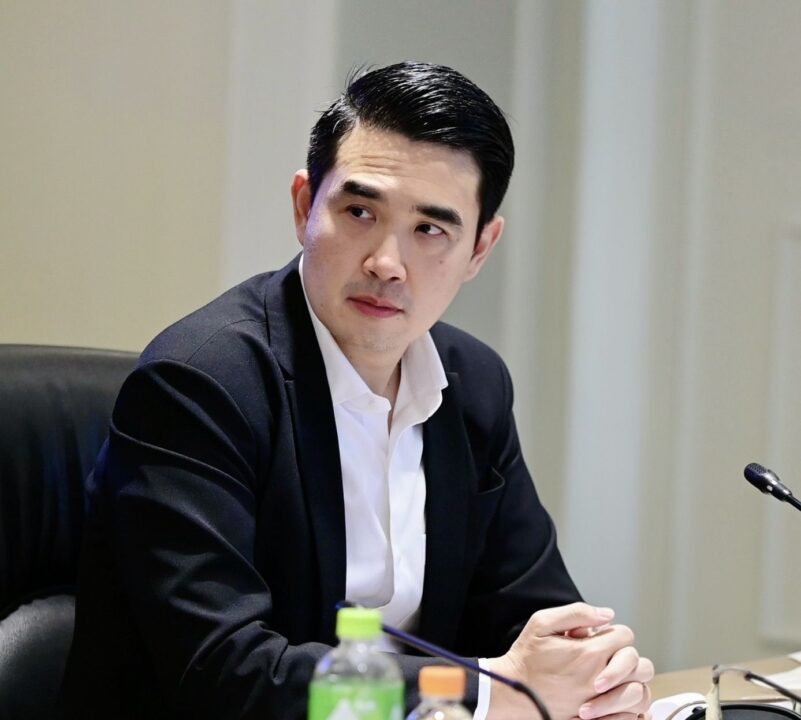 “พาณิชย์” เผย ผลสำรวจโครงการ “ไทยช่วยไทย” ขายของถูกทั่วประเทศ ประชาชนตอบรับคึกคัก “พาณิชย์” เผย ผลสำรวจโครงการ “ไทยช่วยไทย” ขายของถูกทั่วประเทศ ประชาชนตอบรับคึกคัก