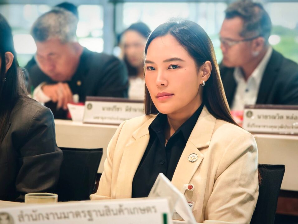"สัมฤทธิ์" ห่วงทุเรียนไทยถูกจีนตีกลับ ลุยผลักดันจัดระเบียบล้ง-ดึงงบ 300 ล้าน ซับน้ำตาชาวสวน "สัมฤทธิ์" ห่วงทุเรียนไทยถูกจีนตีกลับ ลุยผลักดันจัดระเบียบล้ง-ดึงงบ 300 ล้าน ซับน้ำตาชาวสวน