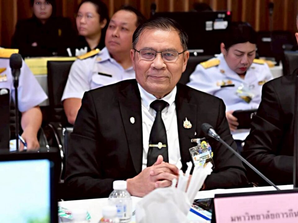 กมธ.วิสามัญงบฯปี 70 สว. ชี้ท่องเที่ยวทำเงินมหาศาล แต่งบฯกระจิ๋วหลิว "สว.จำลอง" จี้ปลดล็อกตั้งกระทรวงอิสระ กมธ.วิสามัญงบฯปี 70 สว. ชี้ท่องเที่ยวทำเงินมหาศาล แต่งบฯกระจิ๋วหลิว "สว.จำลอง" จี้ปลดล็อกตั้งกระทรวงอิสระ