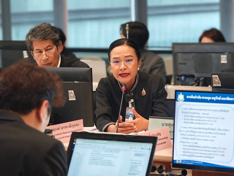 "สว.ชีวะภาพ" ลุยกู้ชีพ "ปลาช่อนแม่ลา" บี้รื้อสิ่งกีดขวางน้ำ ชูไอเดีย Living Lab สู่เมืองสีเขียว นำร่อง "สิงห์บุรี Sandbox" "สว.ชีวะภาพ" ลุยกู้ชีพ "ปลาช่อนแม่ลา" บี้รื้อสิ่งกีดขวางน้ำ ชูไอเดีย Living Lab สู่เมืองสีเขียว นำร่อง "สิงห์บุรี Sandbox"
