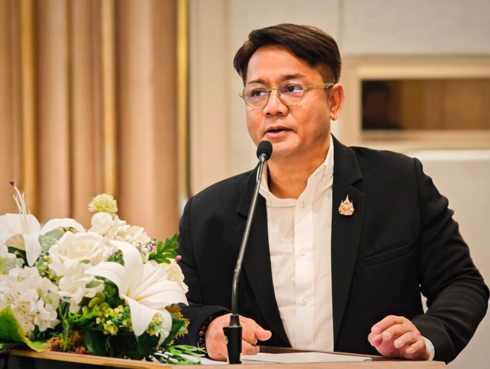 กมธ.ท่องเที่ยวกีฬา สว.ลุยสร้างรากฐานบอลไทย "โปรดปราน" ขานรับ "พีเอ็ม ยูธคัพ" ศึกรากหญ้าล่าตั๋วบอลโลก กมธ.ท่องเที่ยวกีฬา สว.ลุยสร้างรากฐานบอลไทย "โปรดปราน" ขานรับ "พีเอ็ม ยูธคัพ" ศึกรากหญ้าล่าตั๋วบอลโลก