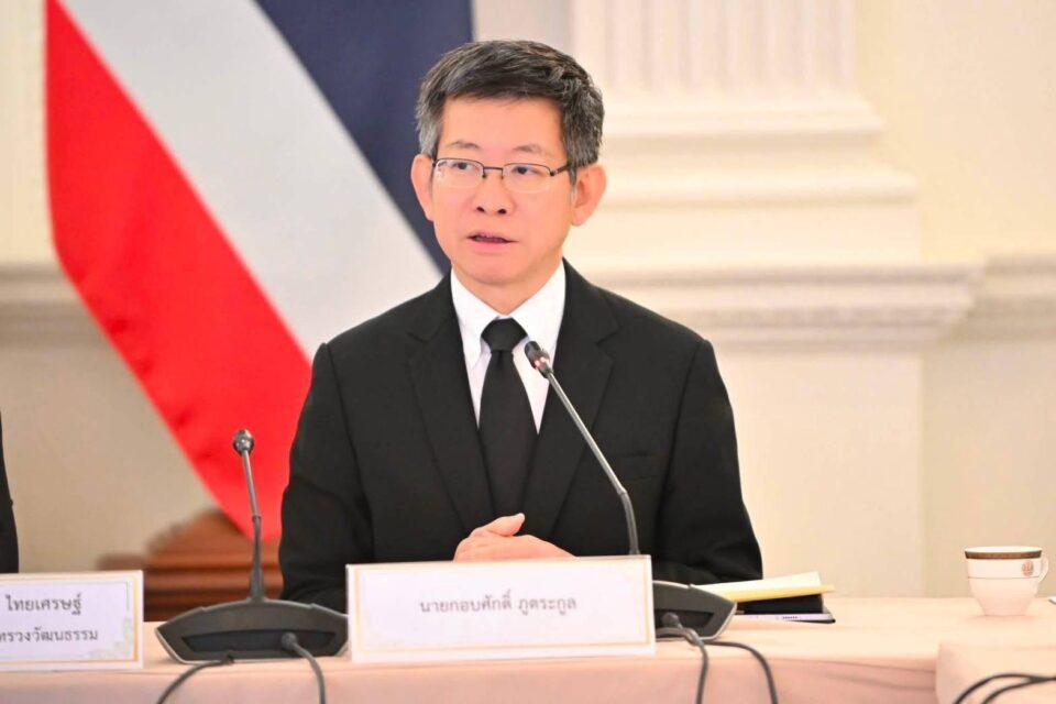 “ศุภจี” ตั้ง 4 คณะทำงาน ดันการค้า–ท่องเที่ยว–เกษตร–SMEs เชื่อมเศรษฐกิจไทยทั้งระบบเร่ง Quick Big Win เห็นผลด่วนใน 6 เดือน–1 ปี พร้อมเร่งปลดล็อกกฎระเบียบวาง Big Win เห็นผลใน 2-4 ปี เพิ่มขีดความสามารถแข่งขันประเทศ “ศุภจี” ตั้ง 4 คณะทำงาน ดันการค้า–ท่องเที่ยว–เกษตร–SMEs เชื่อมเศรษฐกิจไทยทั้งระบบเร่ง Quick Big Win เห็นผลด่วนใน 6 เดือน–1 ปี พร้อมเร่งปลดล็อกกฎระเบียบวาง Big Win เห็นผลใน 2-4 ปี เพิ่มขีดความสามารถแข่งขันประเทศ